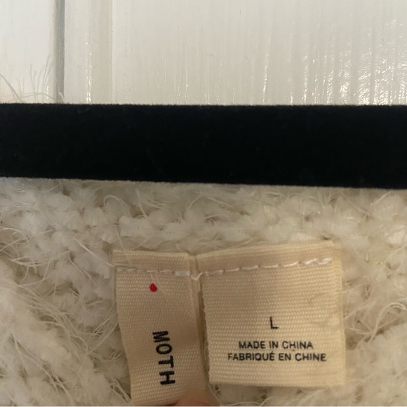 Anthropologie Moth Knit Poncho Sweater with bottom fringe Large - Picture 7 of 7